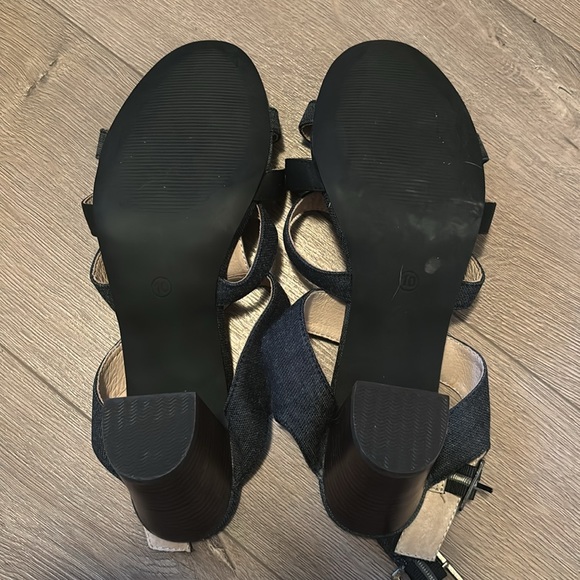 NWOT Steps by Hushpuppies Size 10 Denim Sandals - Picture 4 of 5